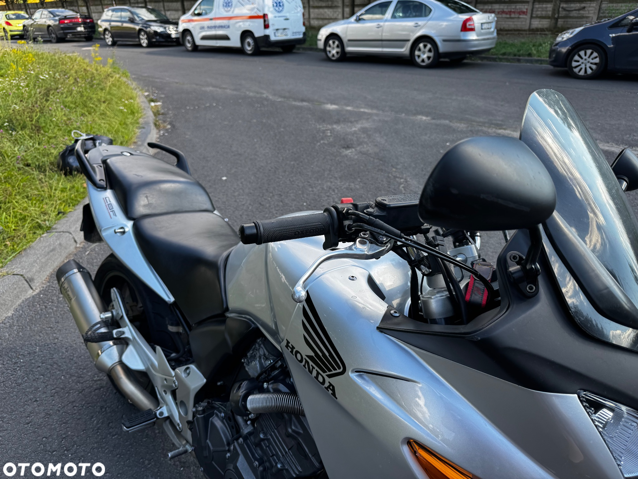 Honda CBF - 14