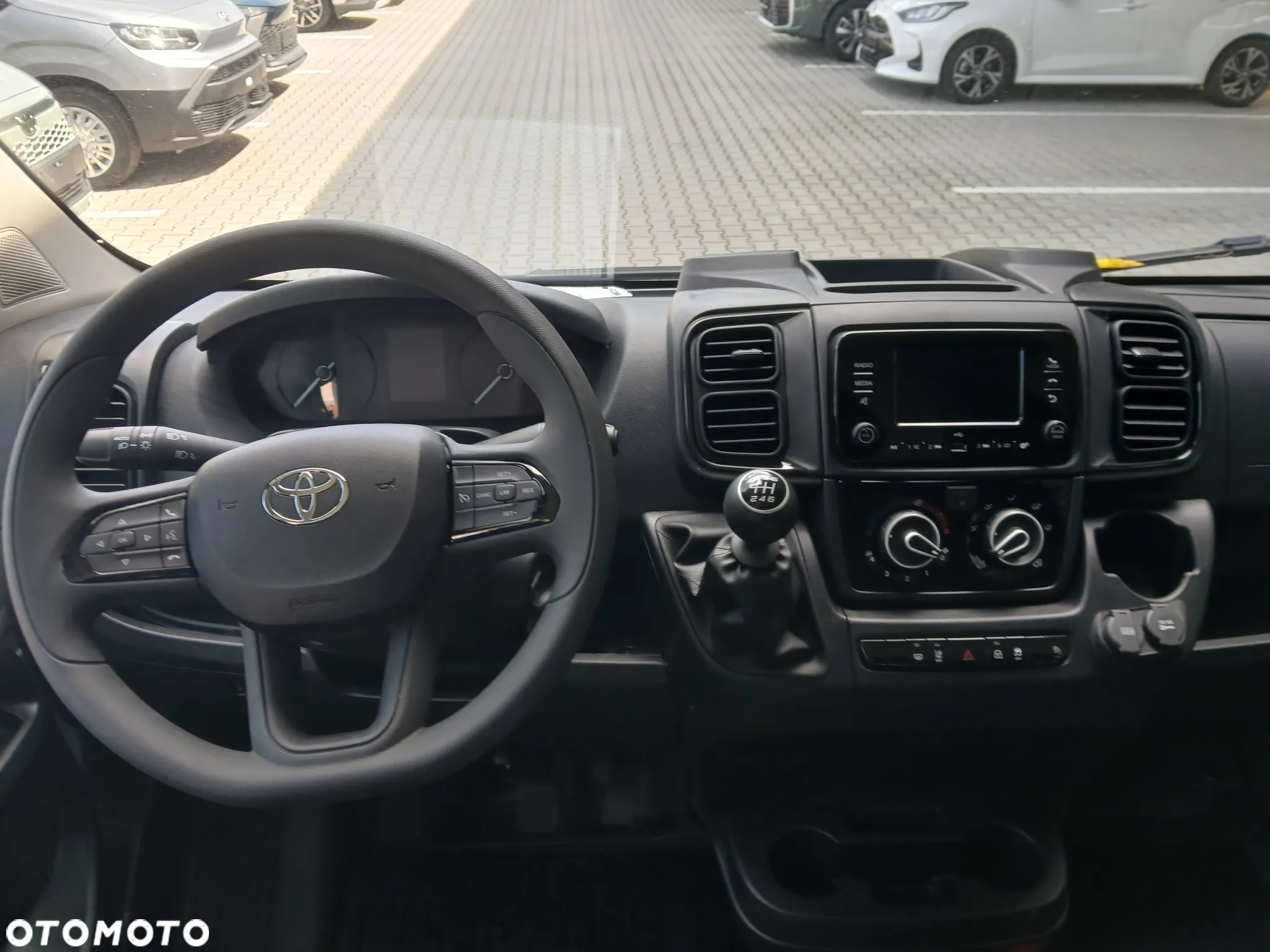 Toyota PROACE MAX - 8