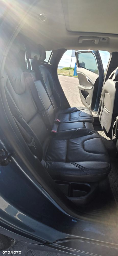 Volvo V40 D2 R-Design Summum - 15