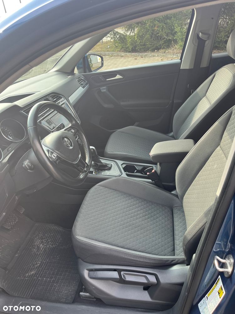 Volkswagen Tiguan - 22