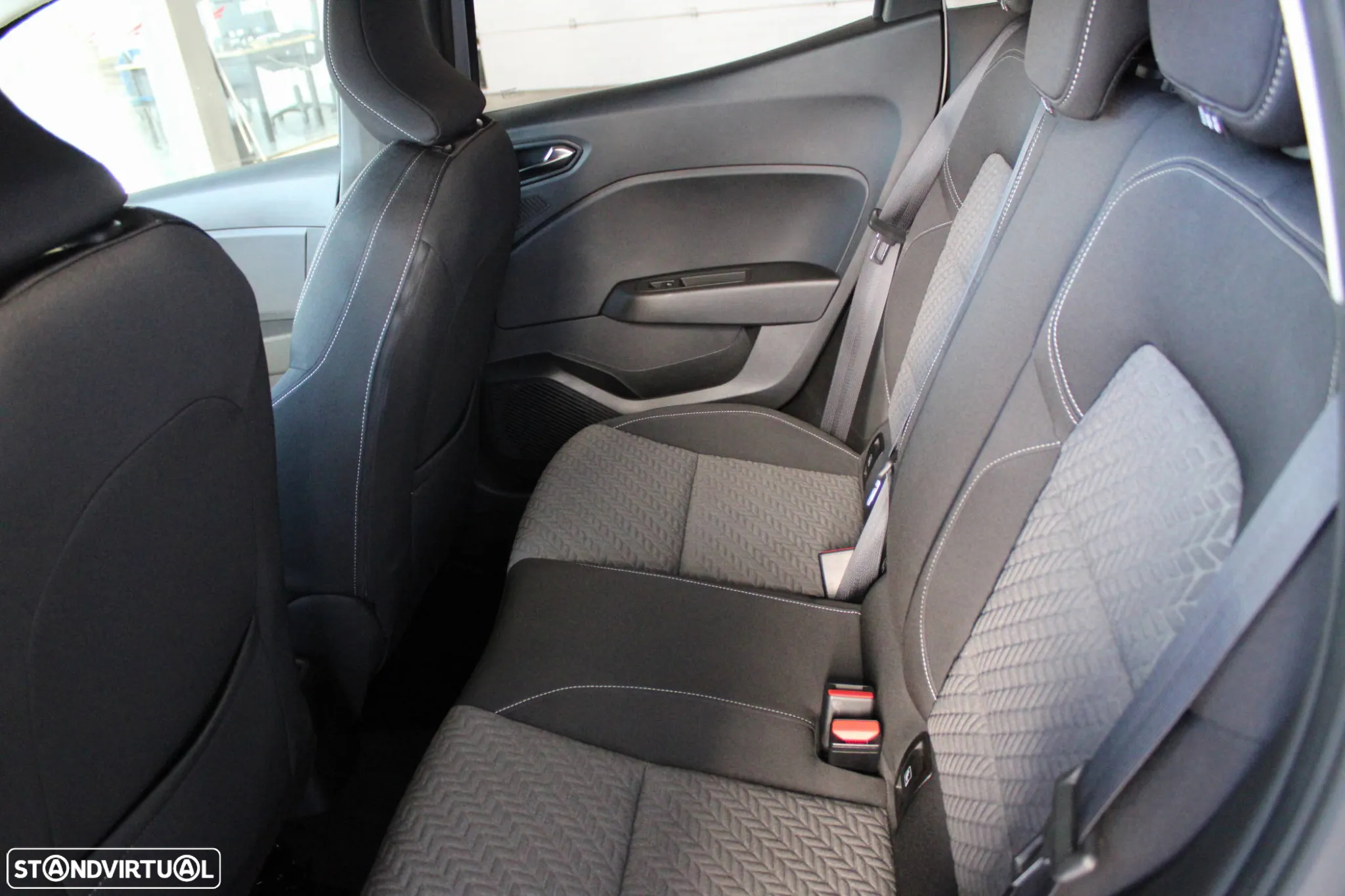 Renault Clio 1.5 Blue dCi Evolution - 14