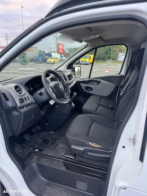 Renault TRAFIC - 7