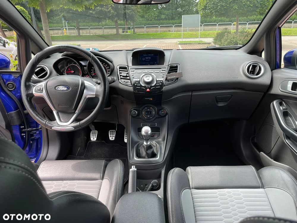 Ford Fiesta ST - 7