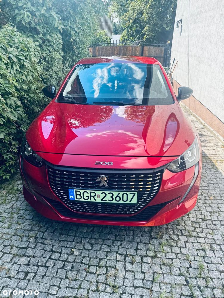 Peugeot 208 - 1