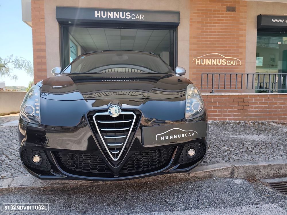 Alfa Romeo Giulietta 2.0 JTDM Distinctive - 2