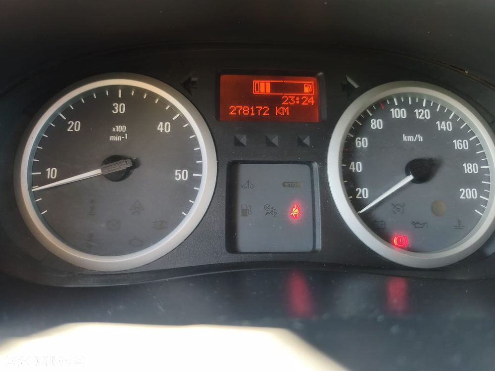 Opel Vivaro - 5