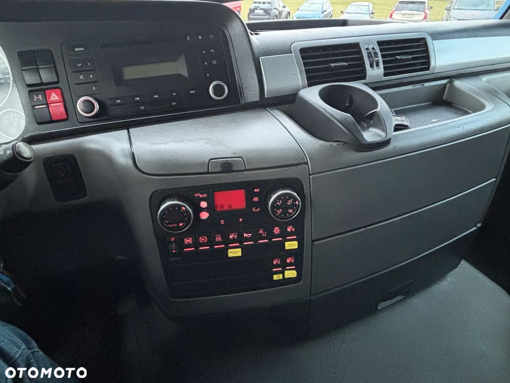 MAN TGS 18.320 2010 rok do przewozu zwierząt , do żywca, do bydła ,zabudowa FINKL z przegordami i wentylatorami , rampa hydrauliczna , z Niemiec - 20