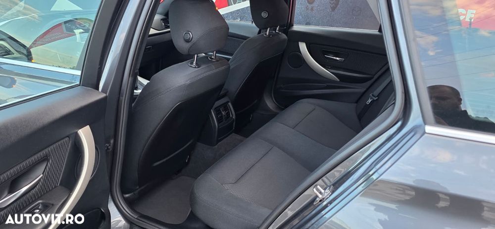 BMW Seria 3 318d Aut. Advantage - 11