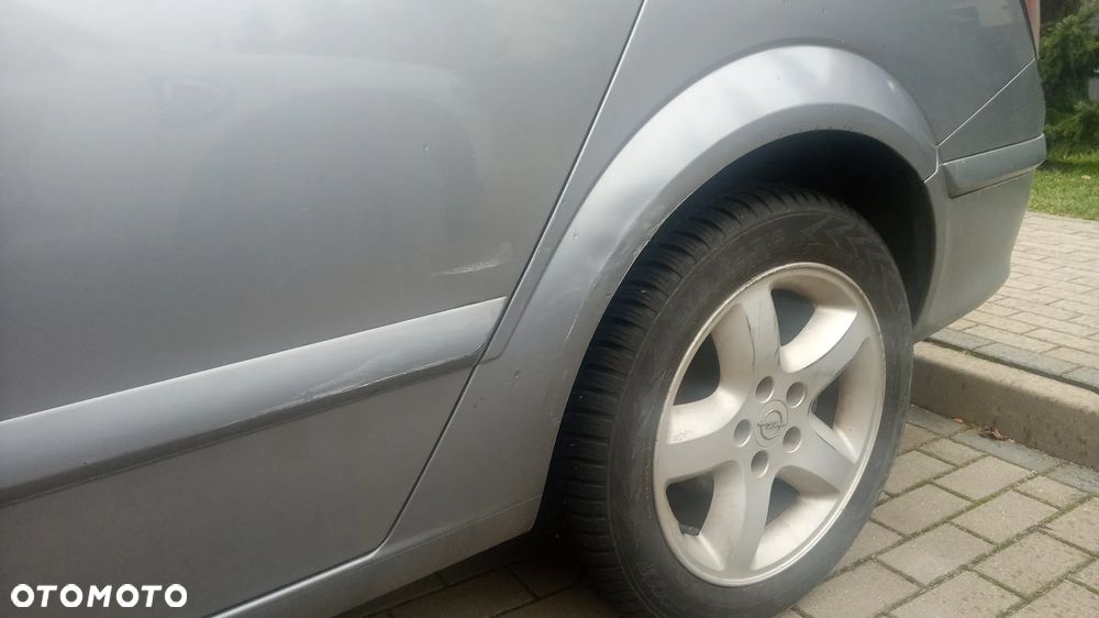 Opel Astra 1.9 CDTI Caravan DPF - 5