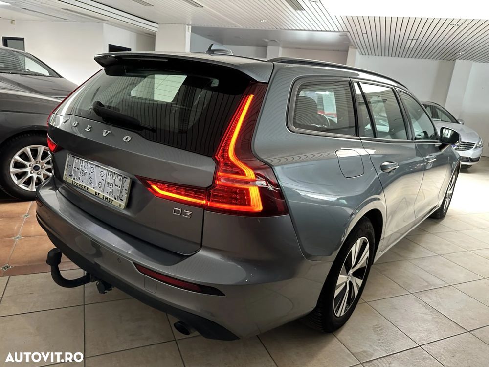 Volvo V60 D3 DRIVe Kinetic - 3
