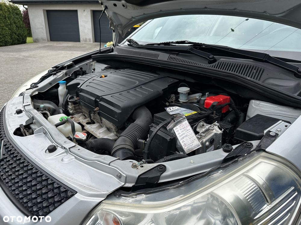 Suzuki SX4 1.6 VVT 4x2 Comfort - 14