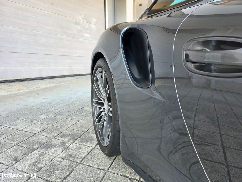Porsche 911 (991) Turbo PDK - 14