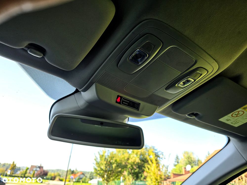 Renault Megane 1.6 TCe GT EDC - 31