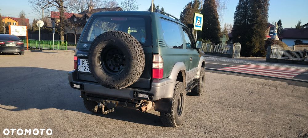 Toyota Land Cruiser - 7