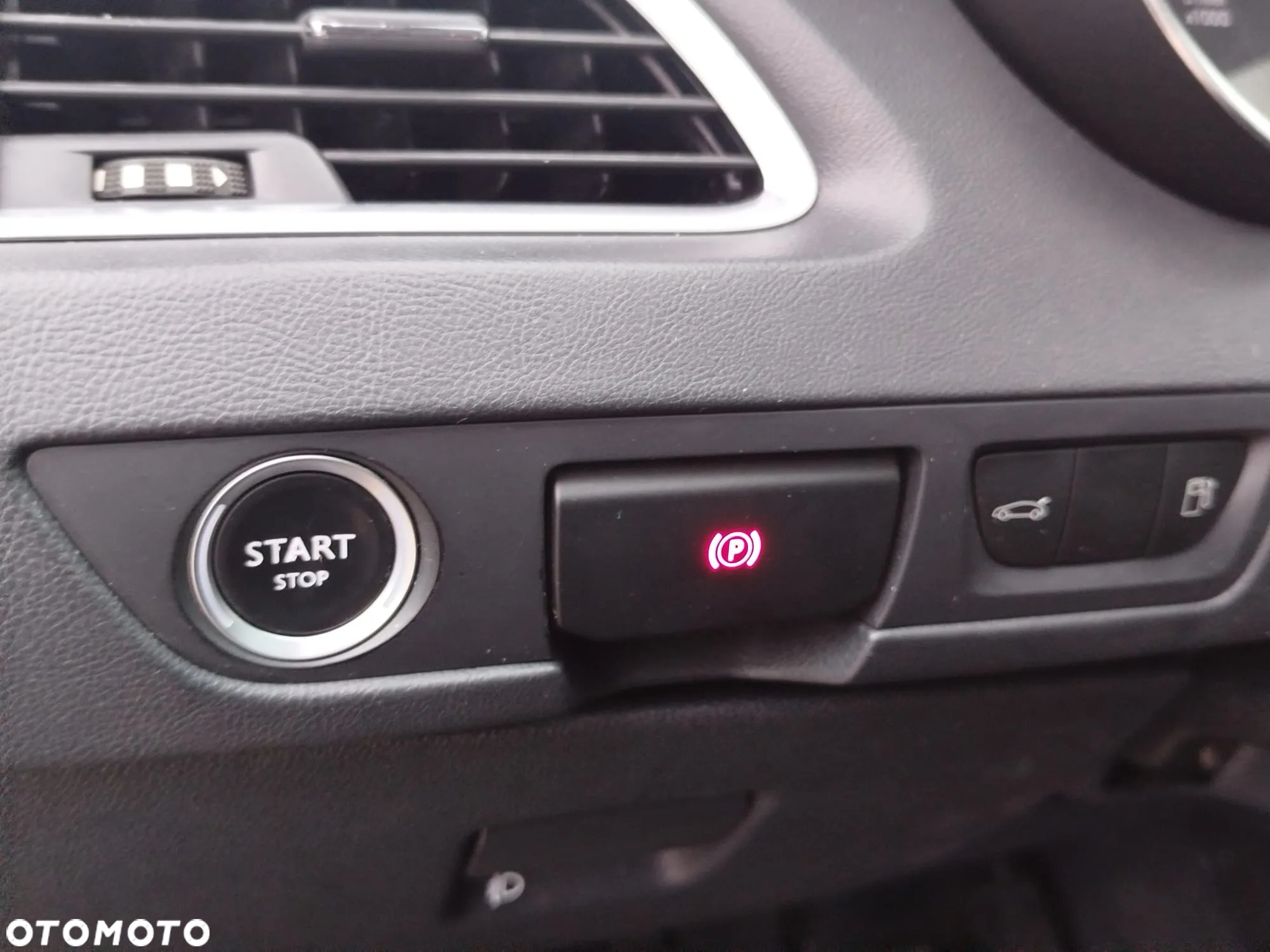 Peugeot 508 1.6 e-HDi Active S&S - 30