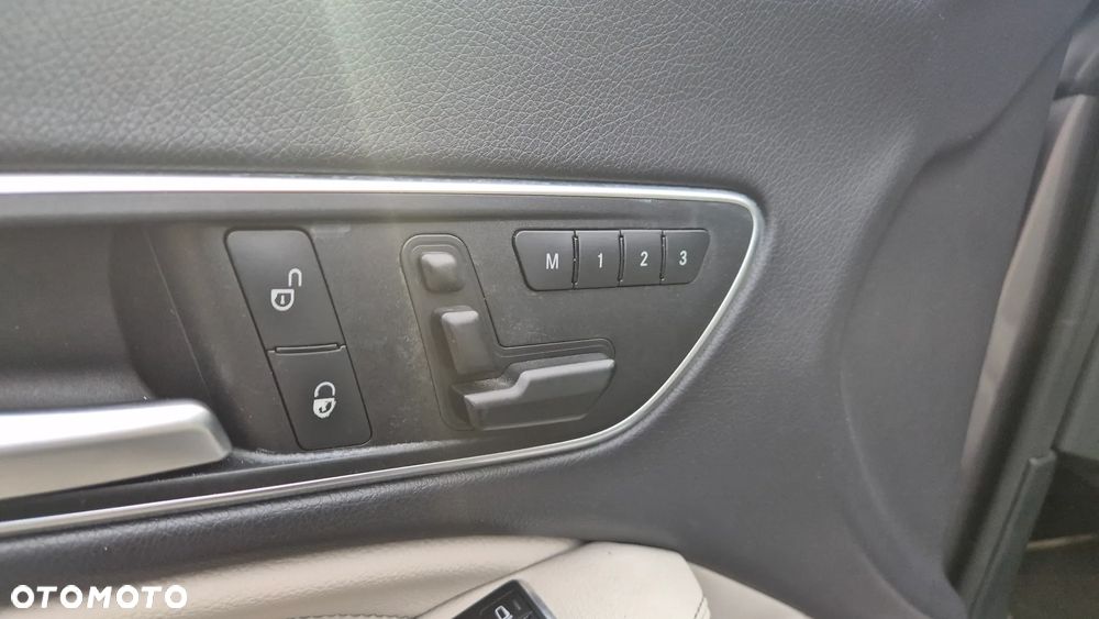 Mercedes-Benz CLA 250 7G-DCT Edition 1 - 16
