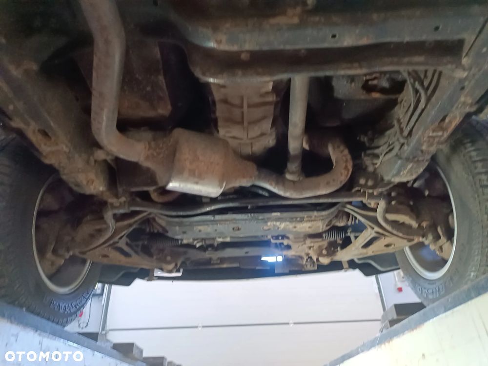 Suzuki Grand Vitara 2.0 HDi - 14