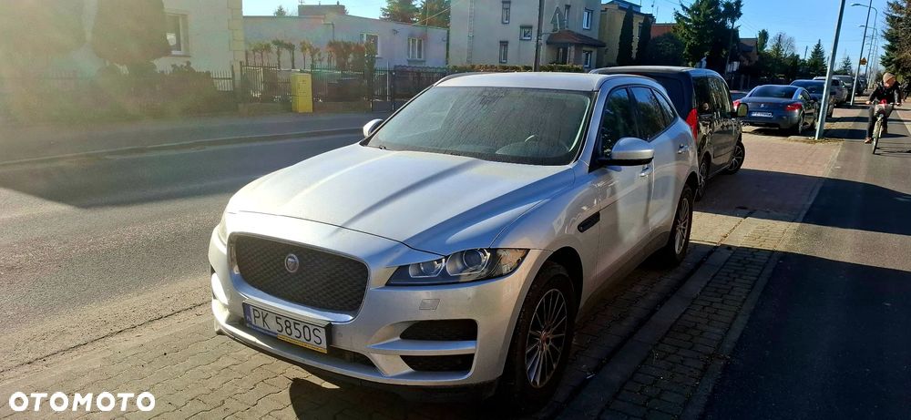 Jaguar F Pace 2017