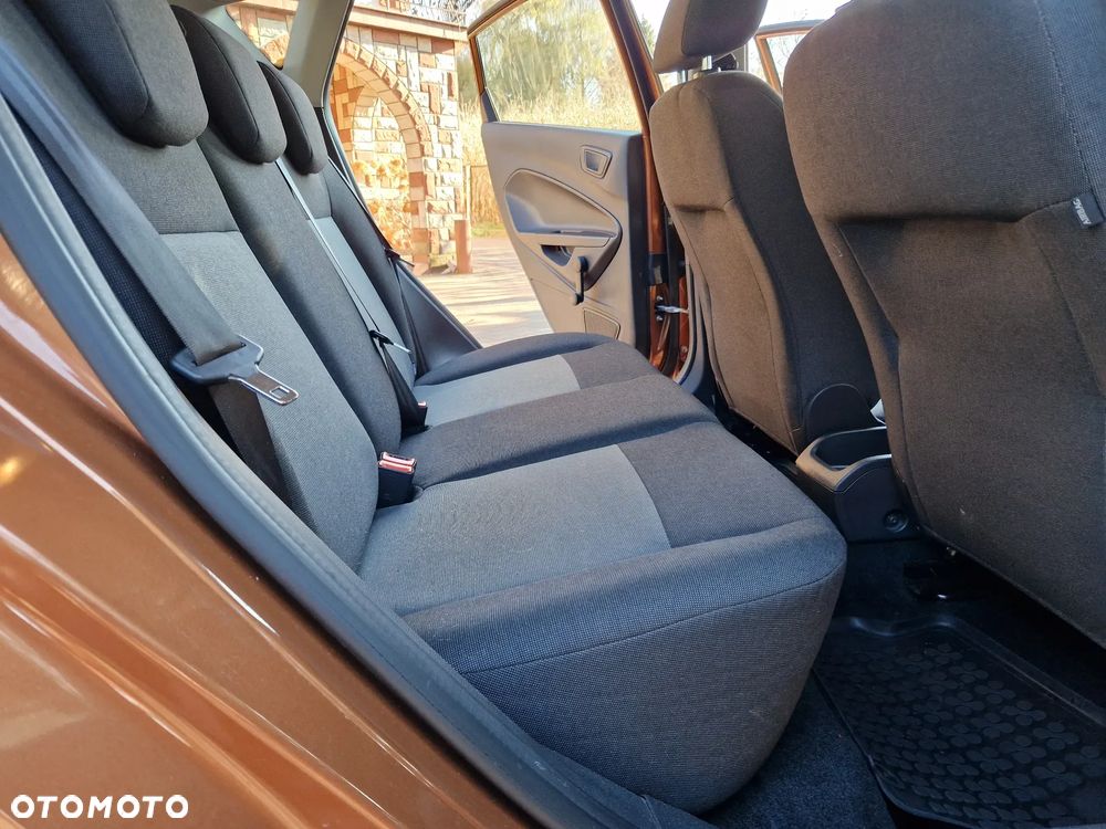 Ford Fiesta 1.25 Ambiente - 12