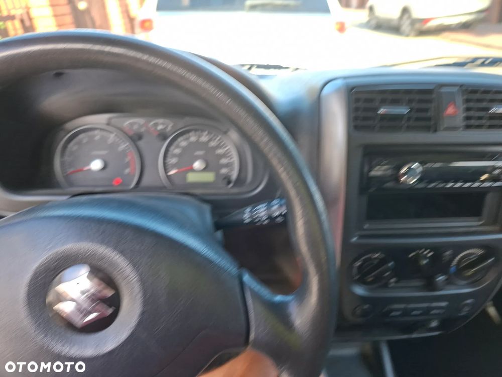 Suzuki Jimny 1.3 JX / Club - 4