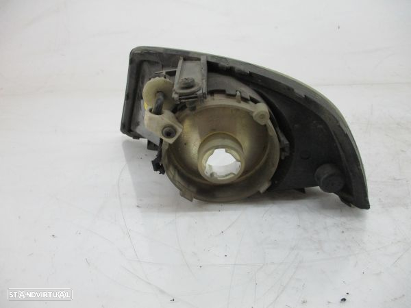 Farol Nevoeiro Esq Ford Mondeo Iii Turnier (Bwy) - 3