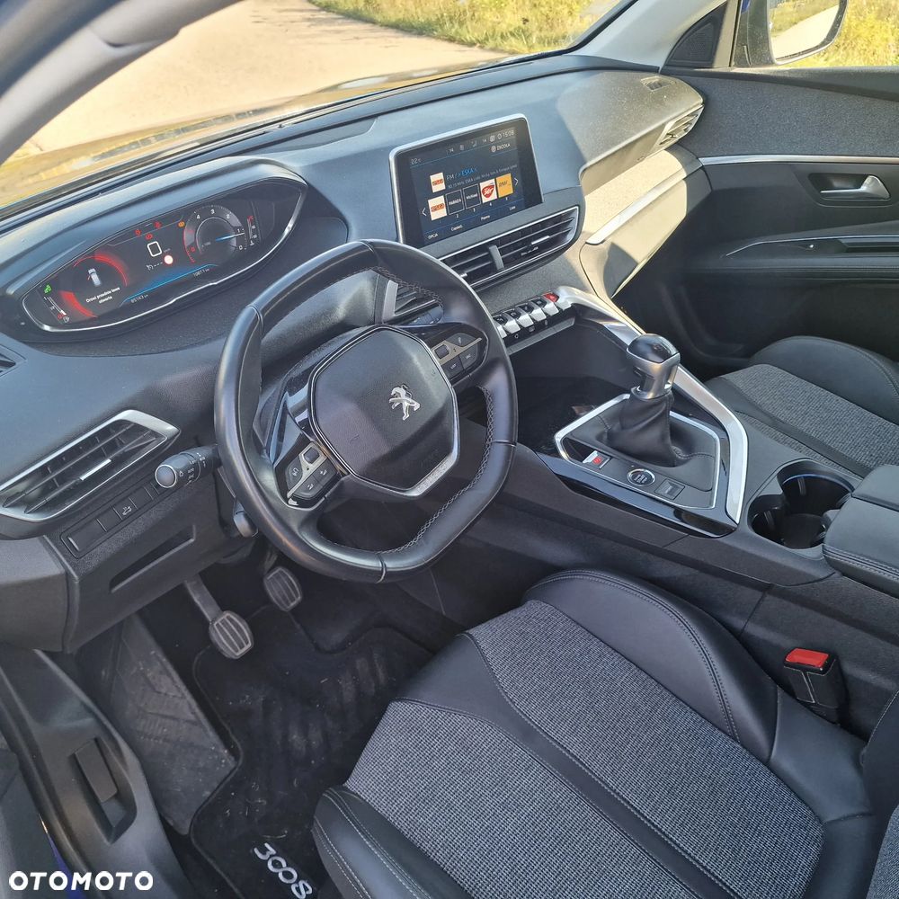Peugeot 3008 - 5