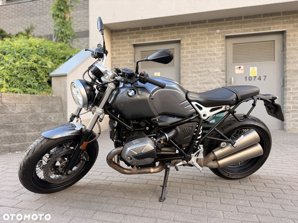 BMW R - 18
