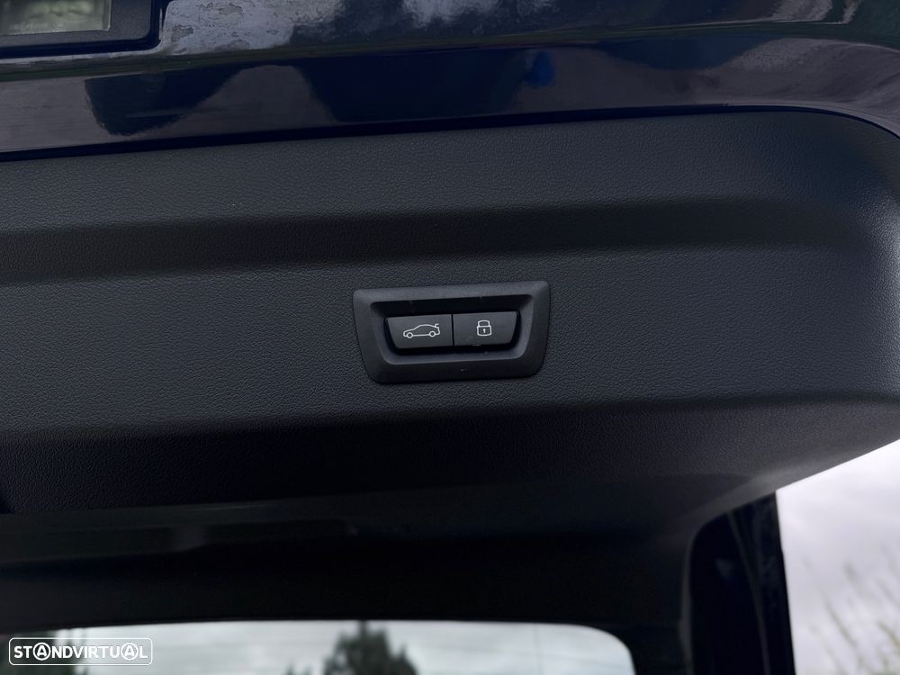 BMW iX2 eDrive20 Pack Desportivo M Pro - 21