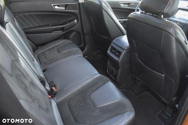 Ford Edge 2.0 TDCi Twin-Turbo 4WD ST-Line - 30