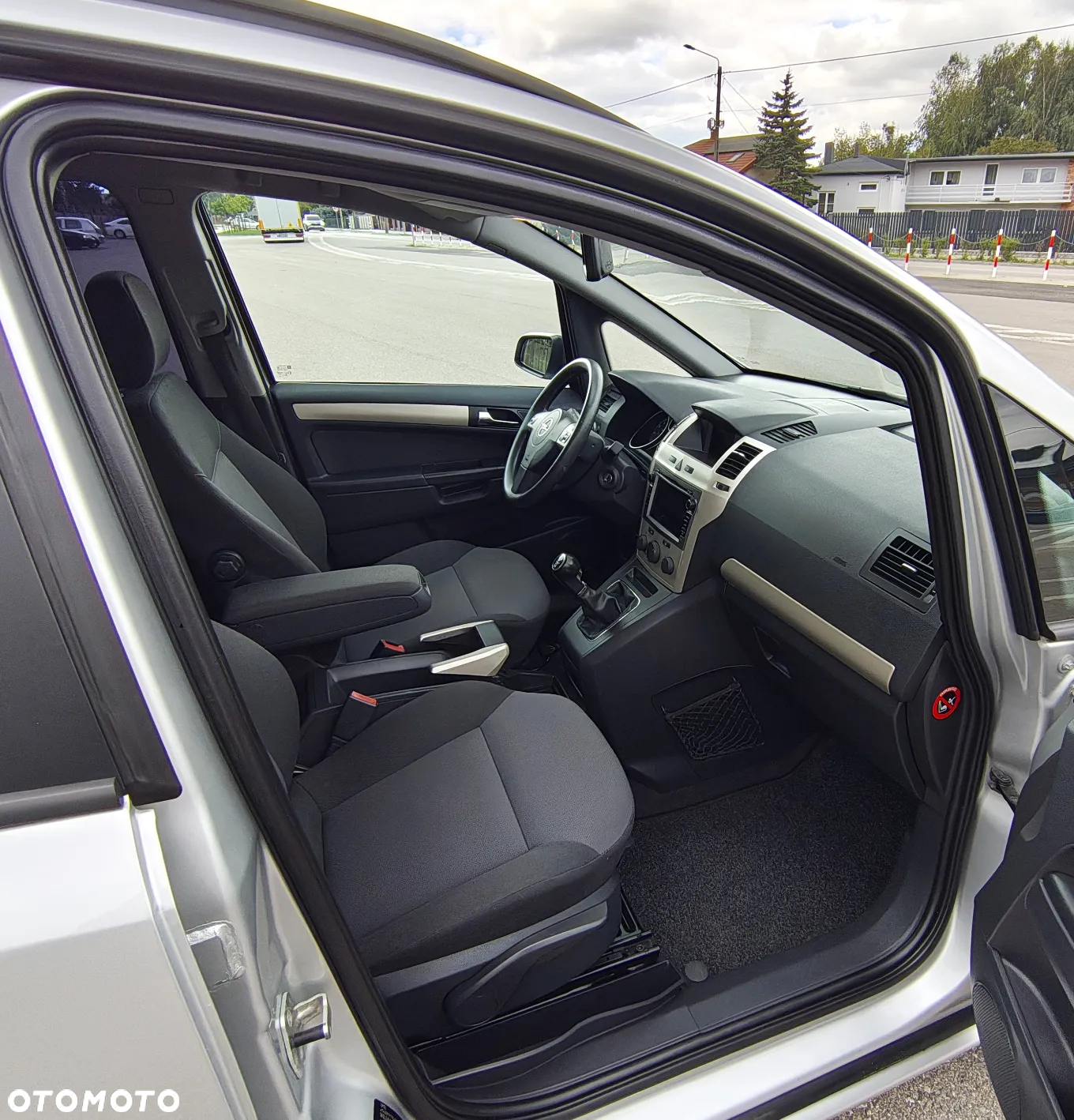Opel Zafira 1.8 Design Edition - 20
