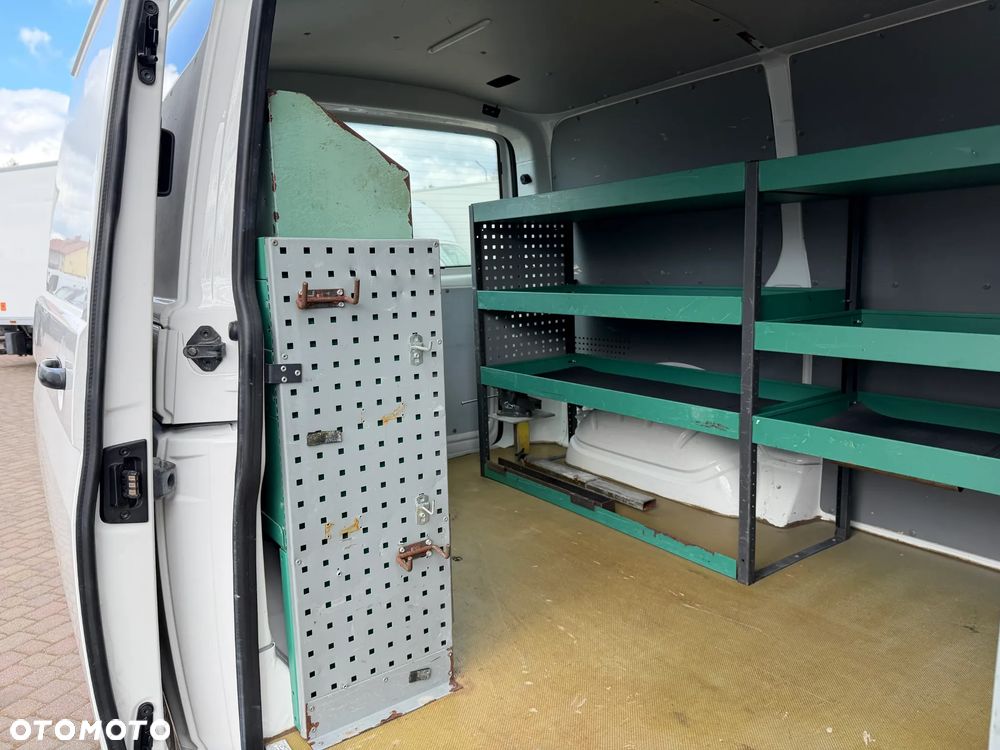 Volkswagen Transporter T5 Warsztat L1H1 - 21