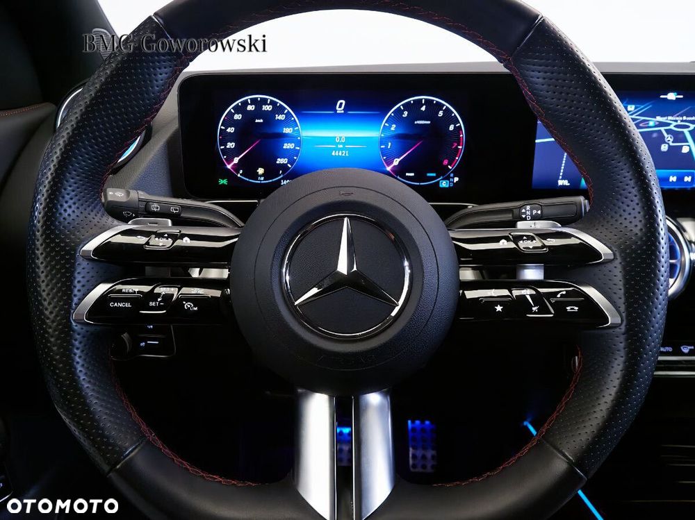 Mercedes-Benz GLA 200 AMG Line - 18