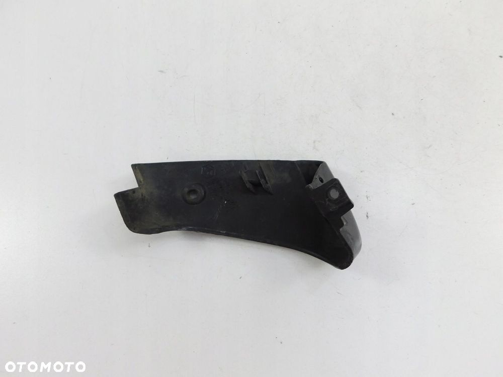 PIAGGIO VESPA GTS 125 OSŁONA PRAWA - 4