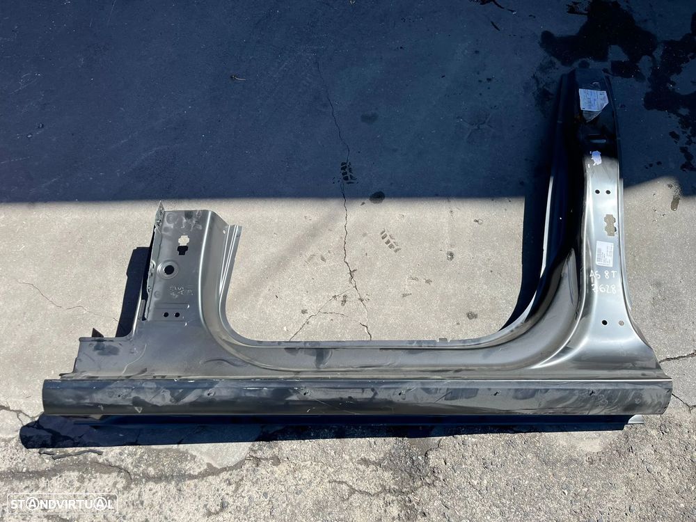 Audi A5 8T - EMBALADEIRA CHAPA FRENTE ESQUERDA - Z628 - 1