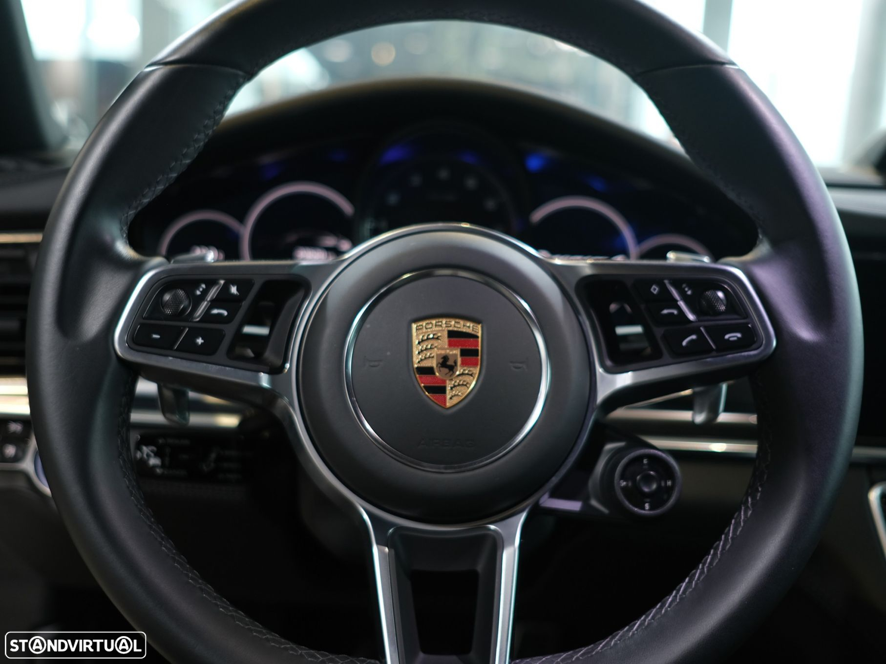 Porsche Panamera Sport Turismo 4 E-Hybrid 10 Years Edition - 9
