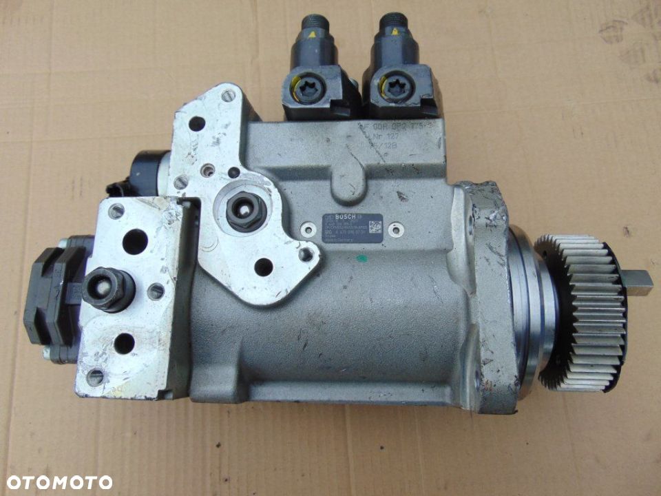 Pompa wtryskowa Actros Mp4 Antos Arocs OM470