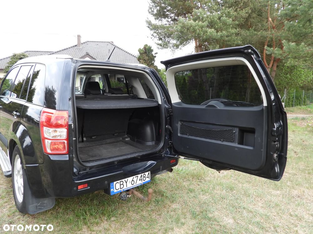 Suzuki Grand Vitara 2.4 Premium - 9