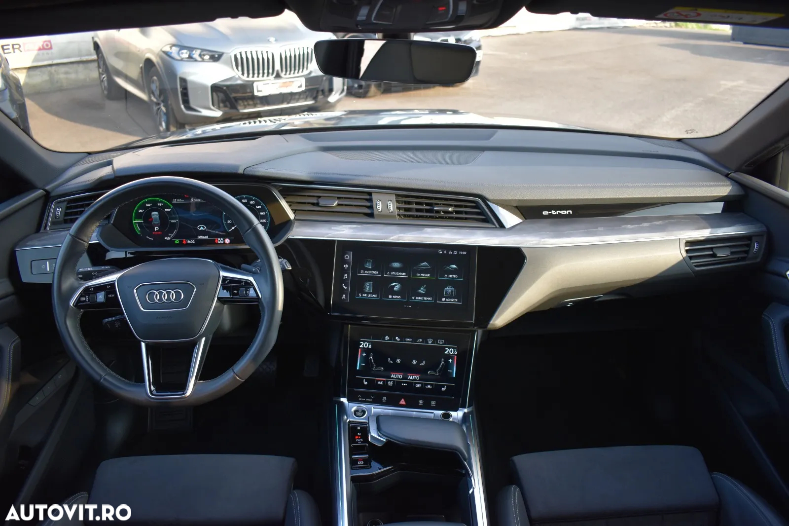Audi Q8 - 38
