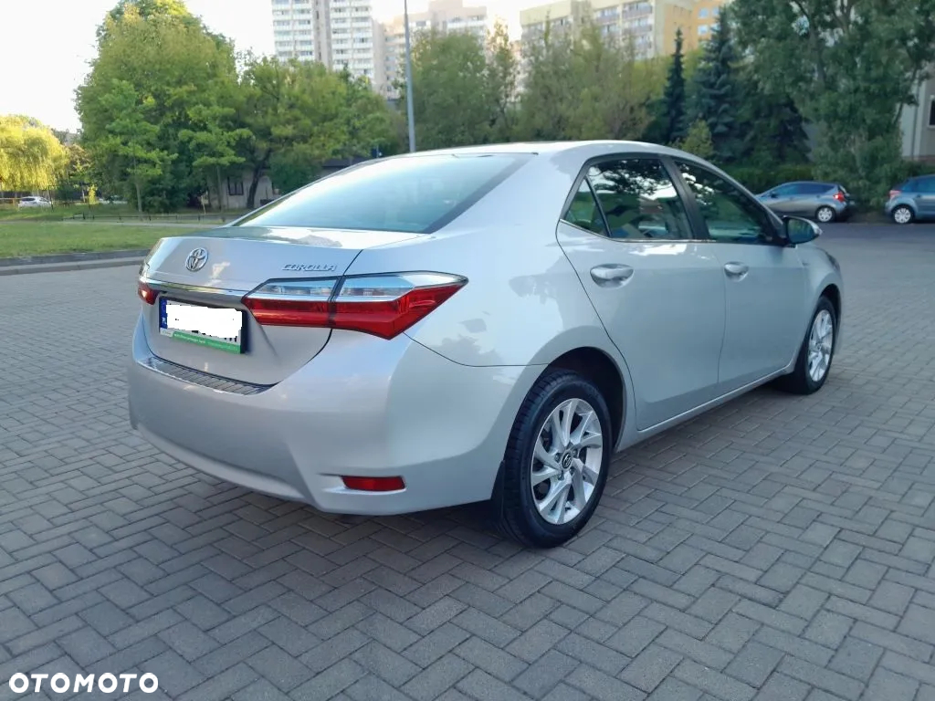 Toyota Corolla 1.6 Comfort - 6