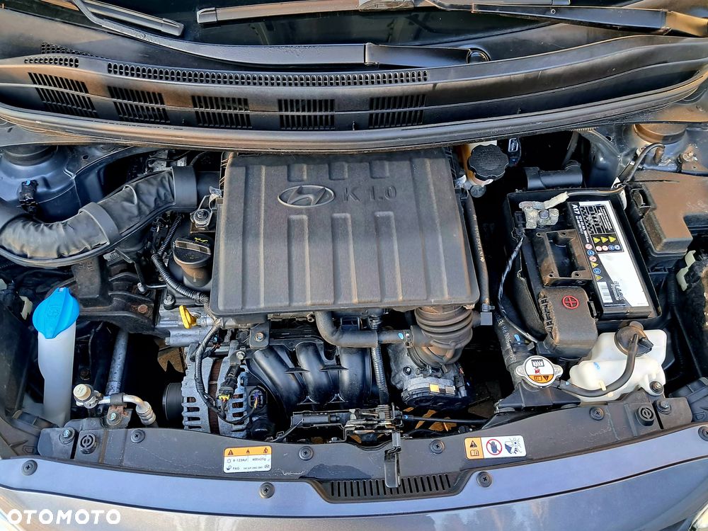 Hyundai i10 1.0 BlueDrive Comfort - 26