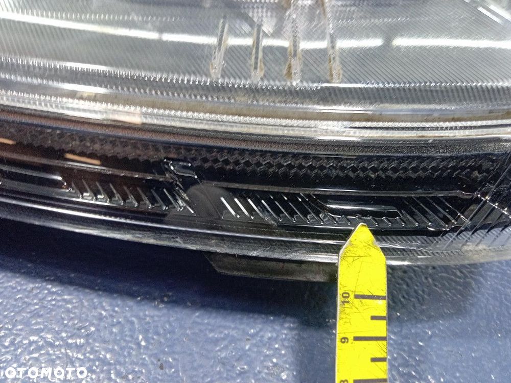 HYUNDAI BAYON REFLEKTOR PRAWY PRZEDNI LED 92208Q0500 - 12