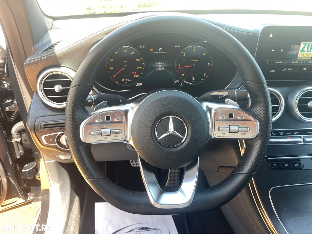 Mercedes-Benz GLC Coupe 300 d 4Matic 9G-TRONIC AMG Line - 37