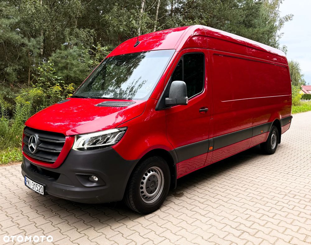 Mercedes-Benz Sprinter - 2