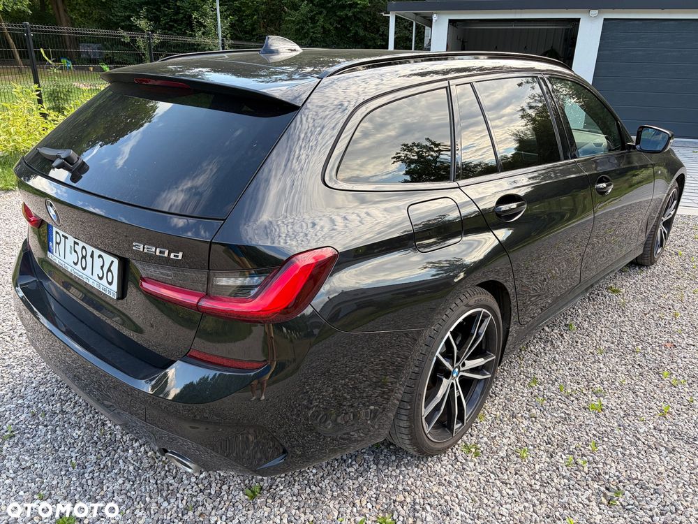 BMW Seria 3 320d xDrive M Sport Shadow - 9