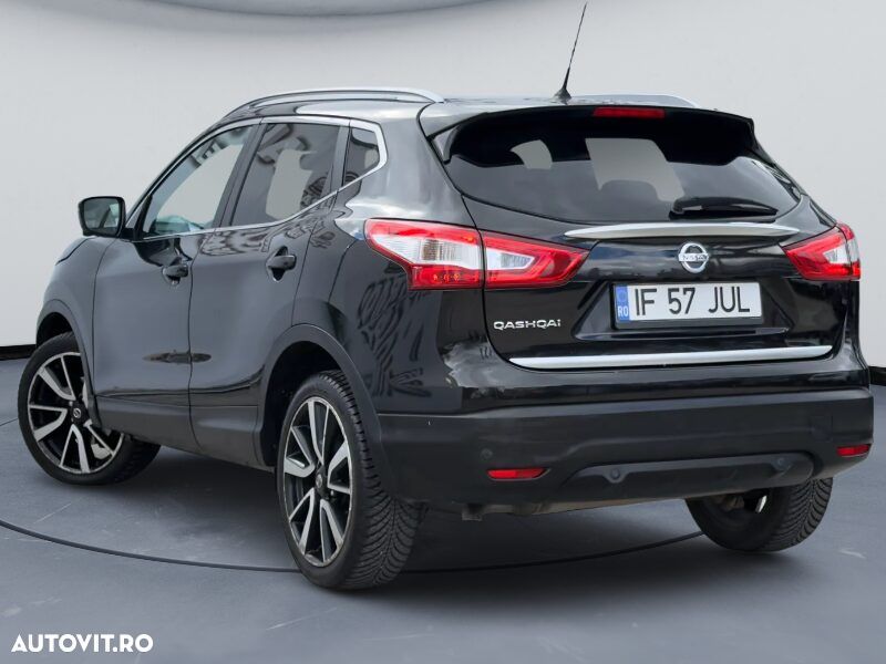 Nissan Qashqai 1.6 DCI Xtronic TEKNA+ - 5