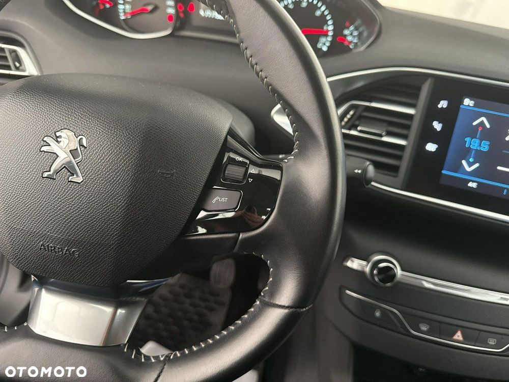Peugeot 308 - 26