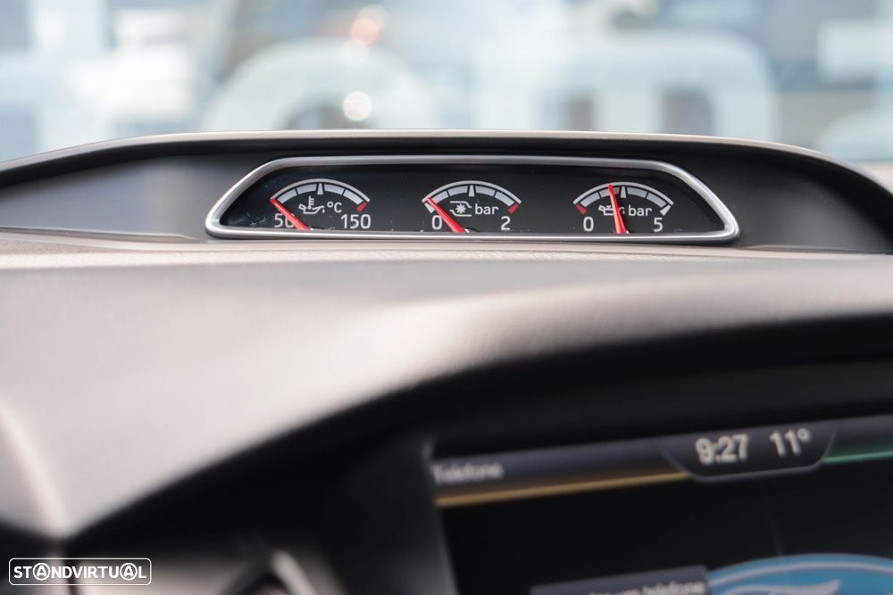 Ford Focus 2.0 TDCi ST-2 - 19