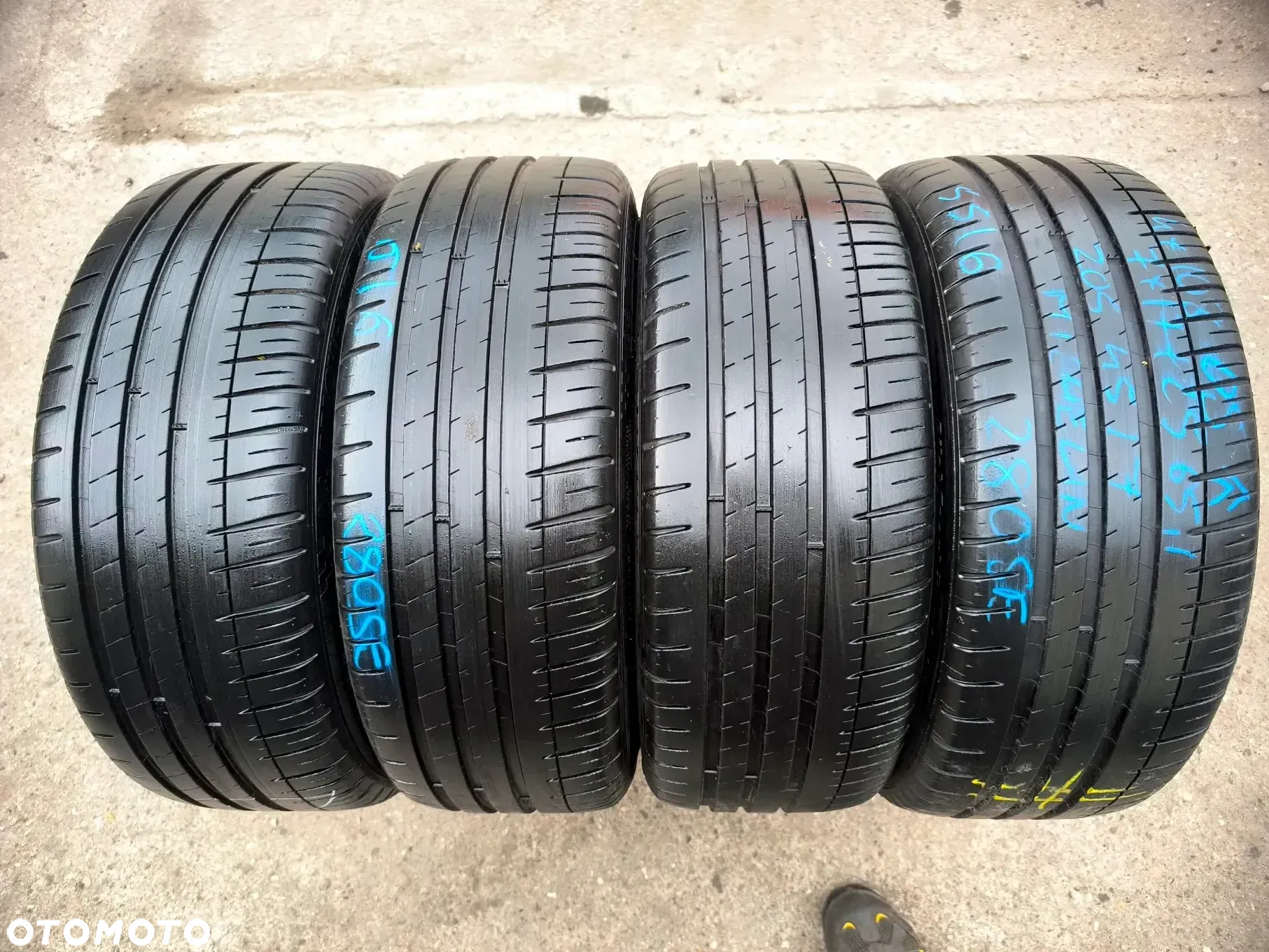 4x108 Felgi Aluminiowe Alufelgi 17 Koła Letnie Lato CITROEN C3 AIRCROSS C3 PICASSO C3 PLURIEL DS3 PEUGEOT 208 207 301 6mm Legnica ALU-RAD 205/45 - 18