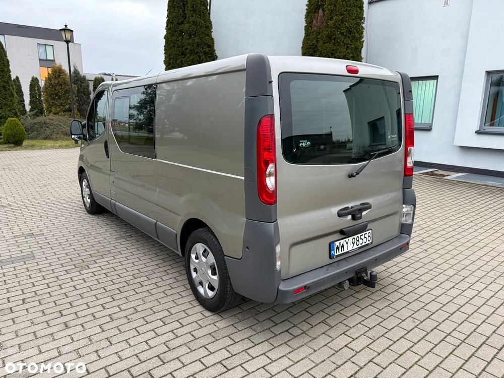 Renault Trafic L1H1 Passenger Lux - 12