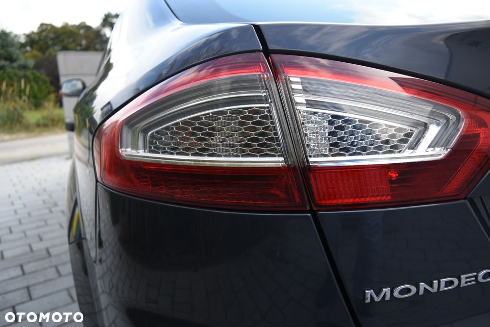 Ford Mondeo - 26